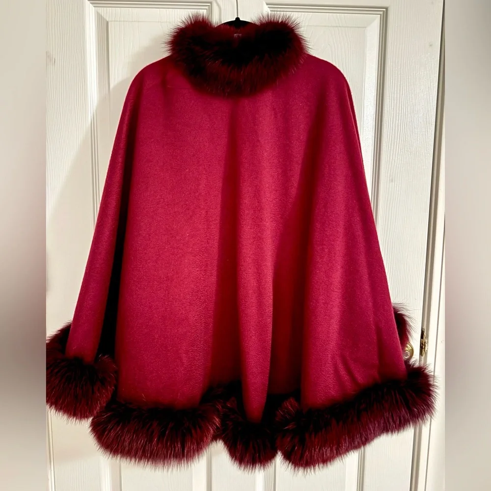 Sofia Cashmere Cervinia Fox Fur Trimmed Burgundy Garnet Red Cape - Petite Length - Picture 8 of 13